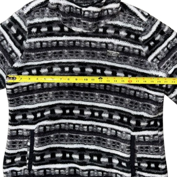 LL Bean Womens Large Fleece Hoodie Black White Fair Isle Pullover 512317 - Picture 6 of 11